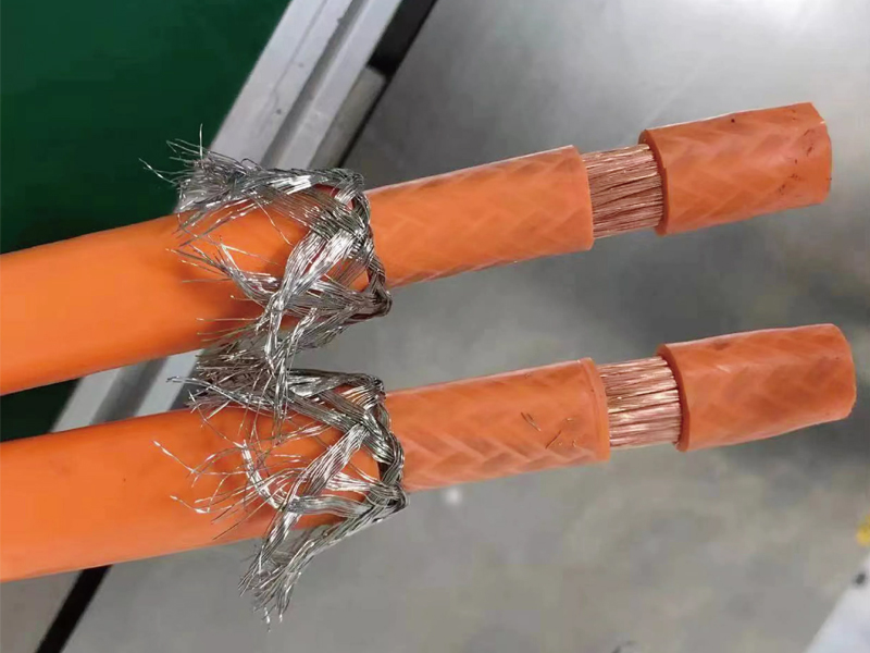 高压线五工位剥皮切翻一体机