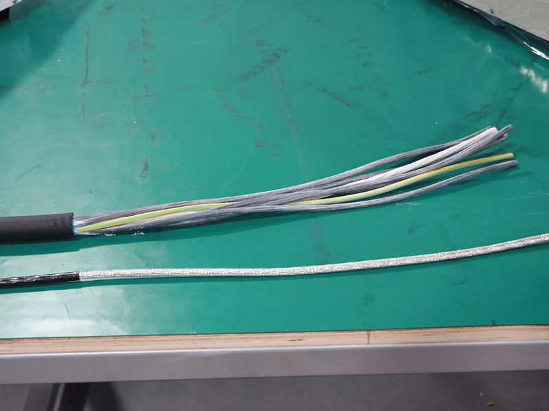 半自动同轴线剥线机