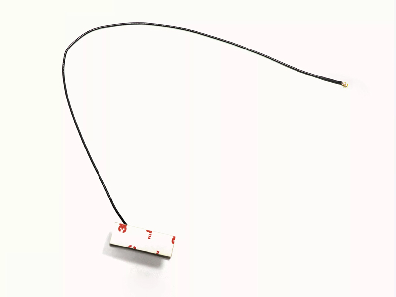 铁件天线自动焊接贴标生产线