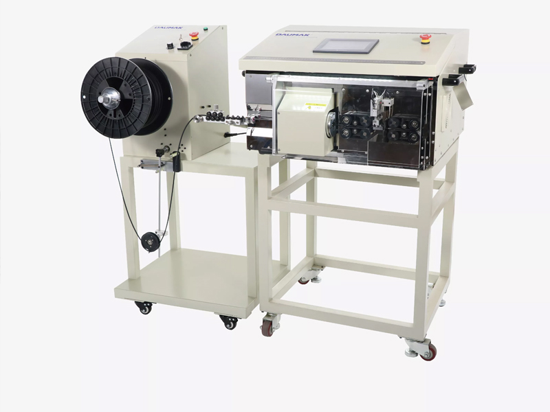 全自动同轴线剥线机